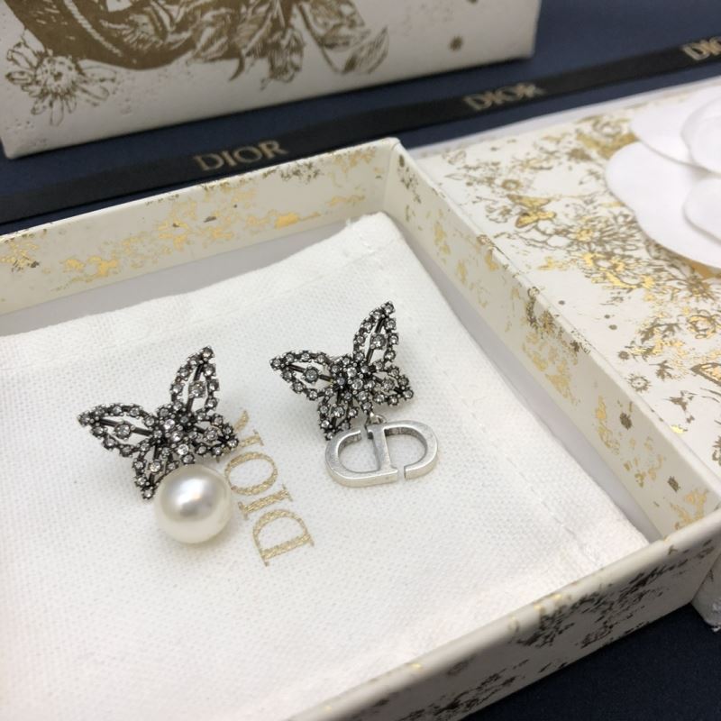 chr1st1an D10r earrings